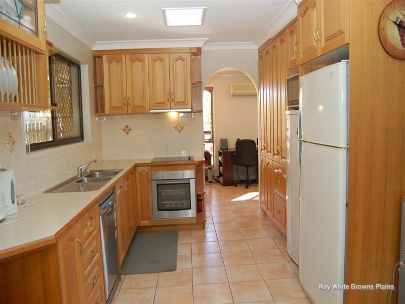 6 Florence Street, Boronia Heights QLD 4124