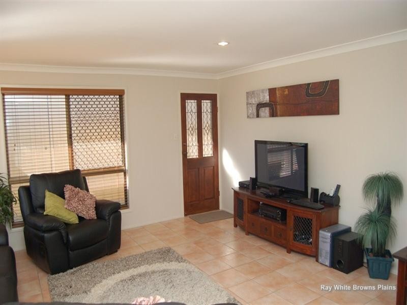 6 Florence Street, Boronia Heights QLD 4124