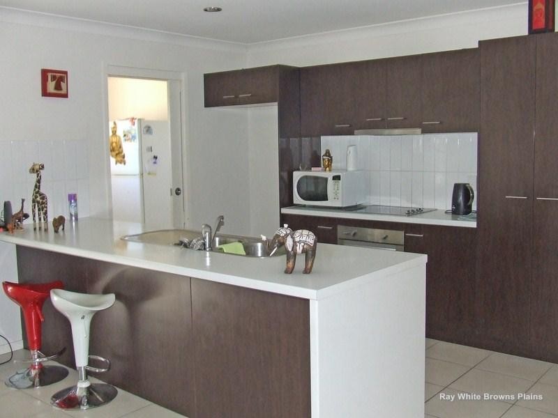 28 Alvine Drive, Eagleby QLD 4207
