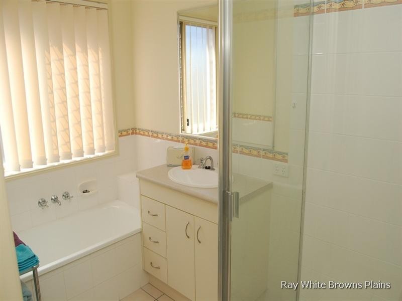 9 Starling Street, Loganlea QLD 4131