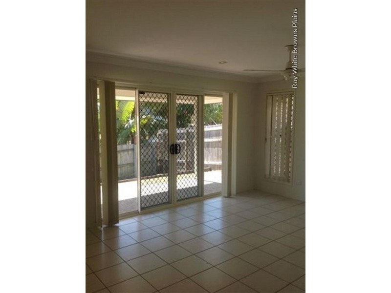 9 Devereaux Street, Boronia Heights QLD 4124