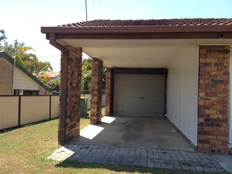 12 Regency Drive, Regents Park QLD 4118