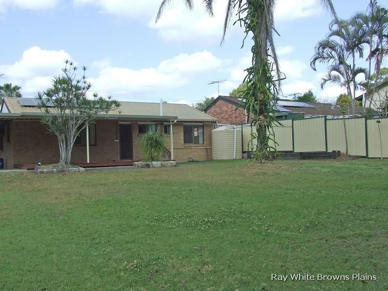 10 Dornock Drive, Boronia Heights QLD 4124