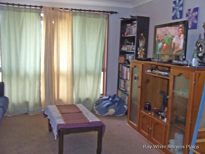26 Antlia Street, Regents Park QLD 4118