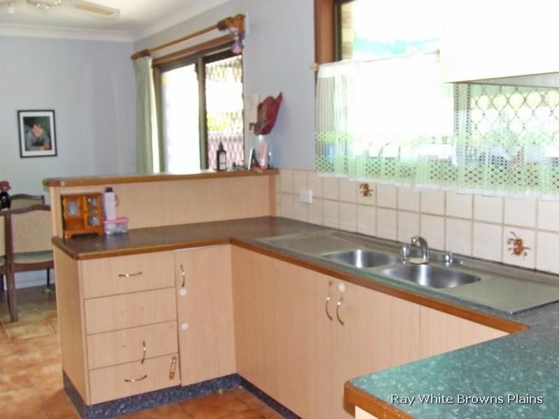 26 Antlia Street, Regents Park QLD 4118