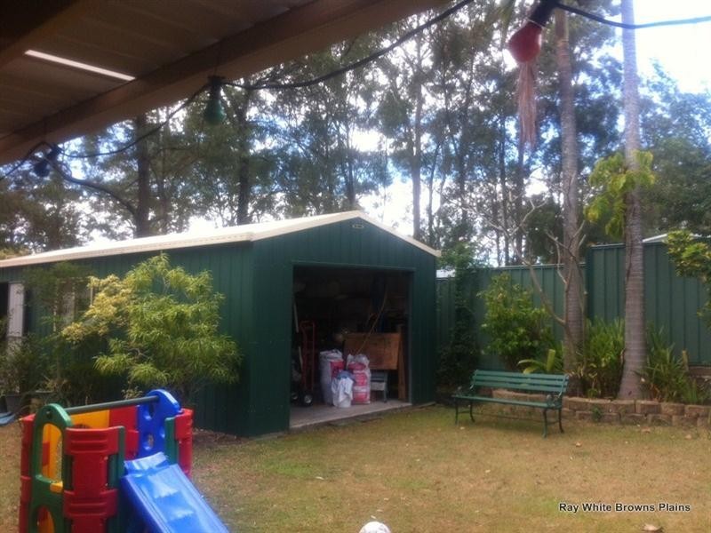 Regents Park QLD 4118