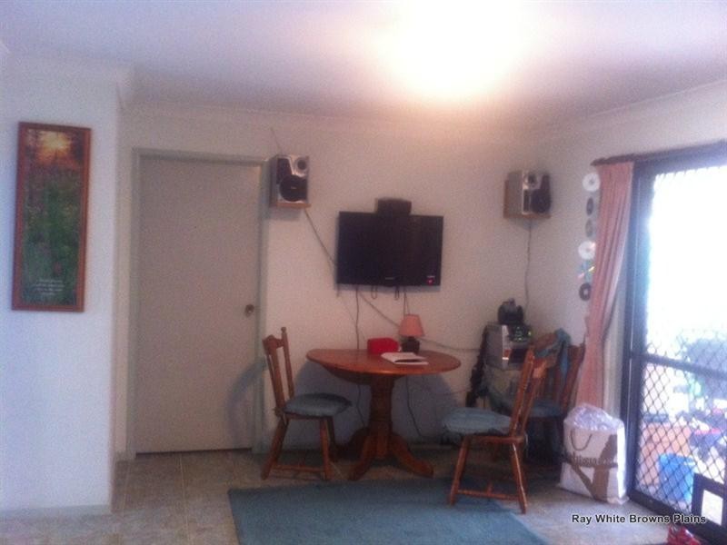 Regents Park QLD 4118