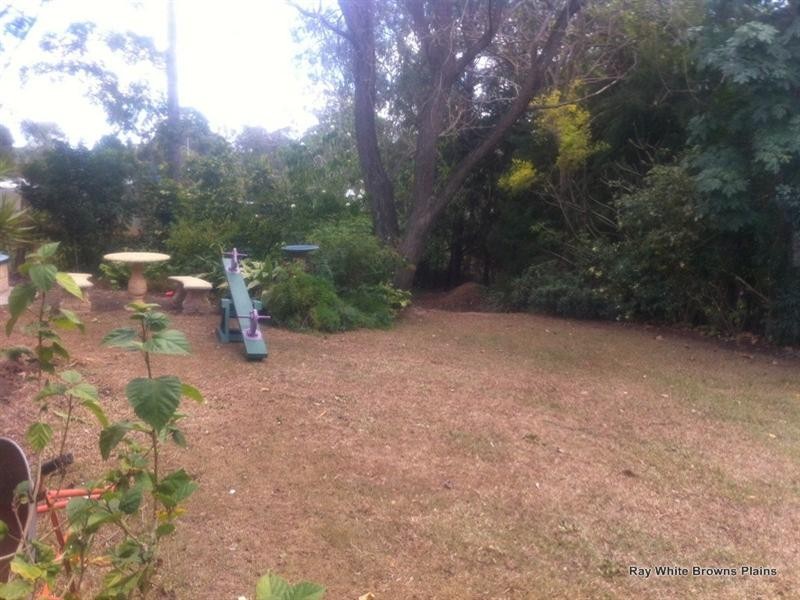 Regents Park QLD 4118