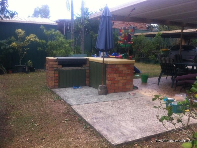 Regents Park QLD 4118