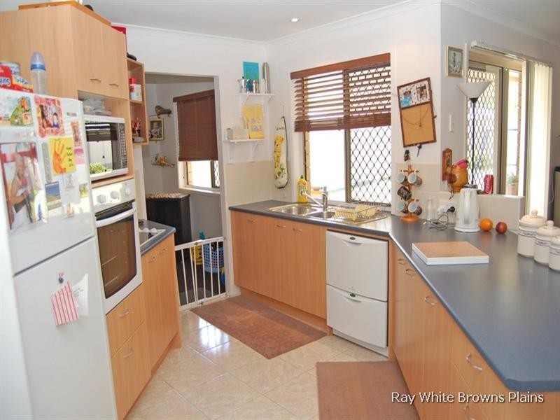 2 Palomino Place, Crestmead QLD 4132