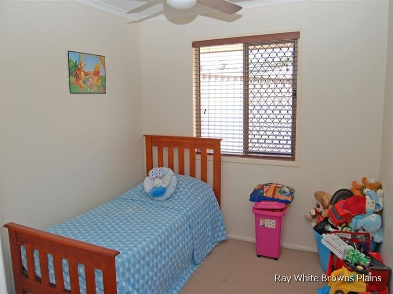 2 Palomino Place, Crestmead QLD 4132