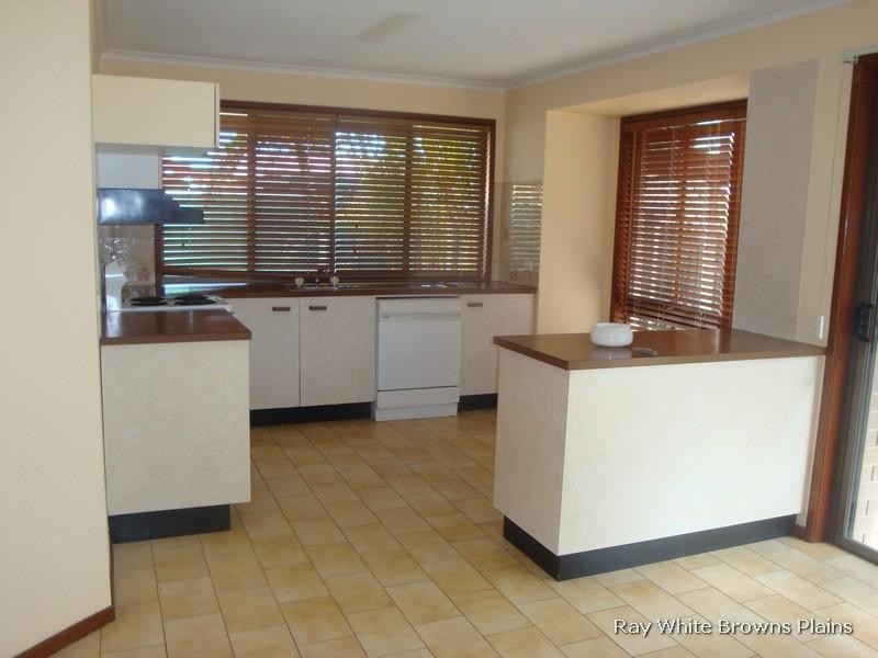 Regents Park QLD 4118