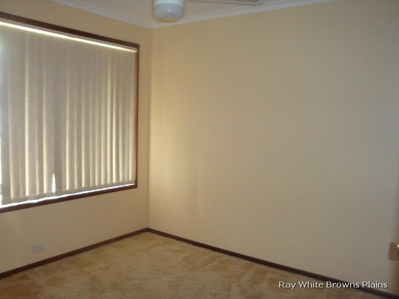 Regents Park QLD 4118