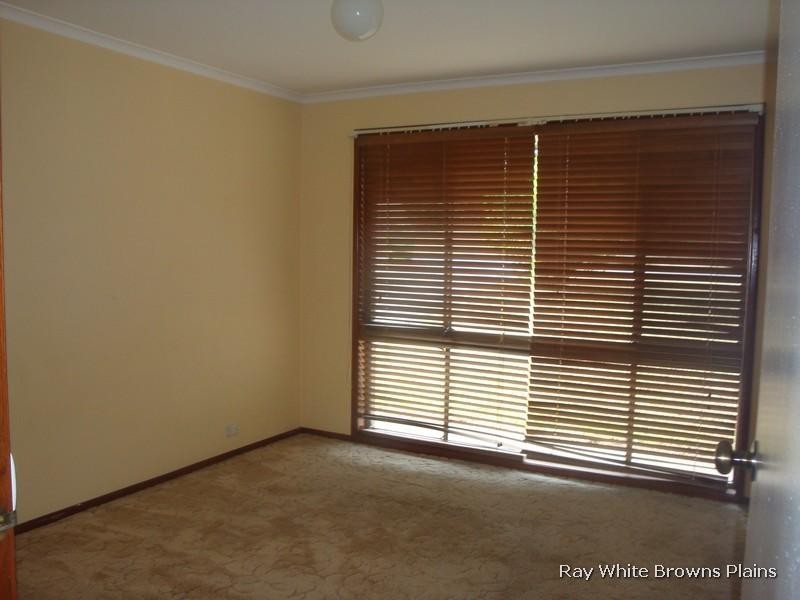 Regents Park QLD 4118