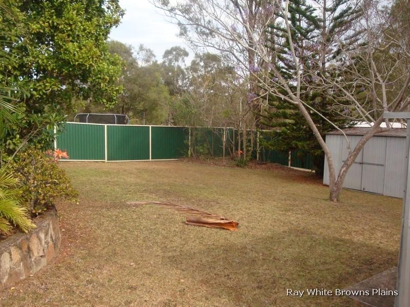 Regents Park QLD 4118