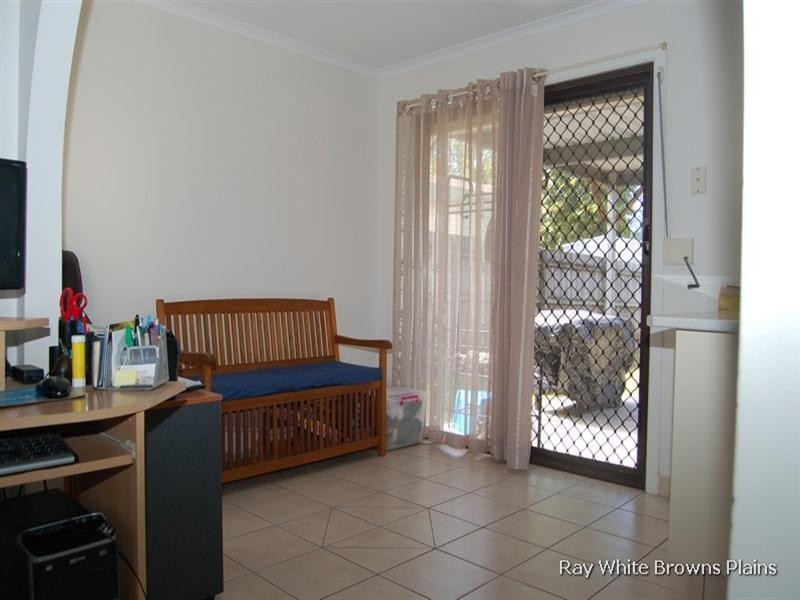 33 Sheffield Court, Browns Plains QLD 4118