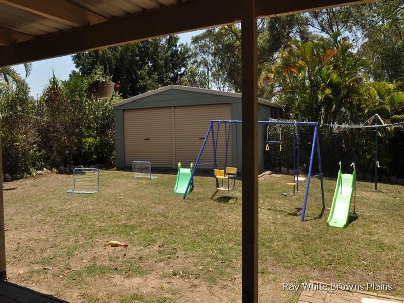 17 Volant Street, Regents Park QLD 4118