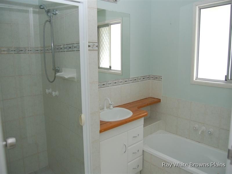 3 Mack Court, Boronia Heights QLD 4124