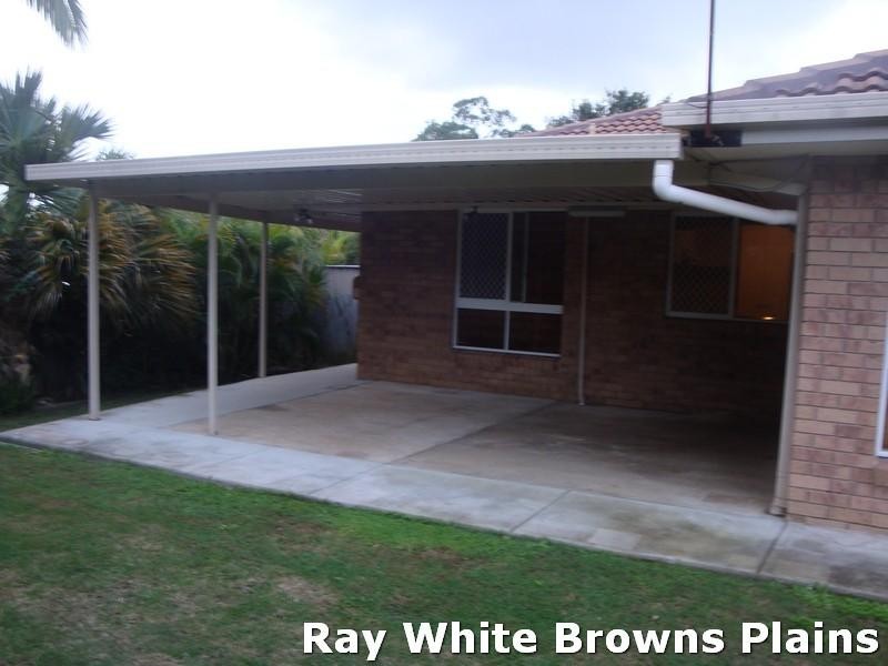 53 Bushland Drive, Regents Park QLD 4118
