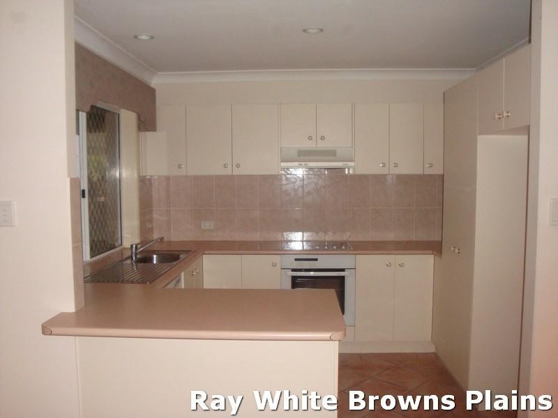 53 Bushland Drive, Regents Park QLD 4118