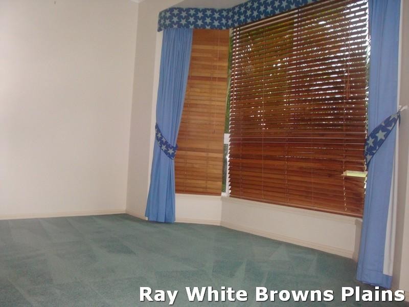 53 Bushland Drive, Regents Park QLD 4118