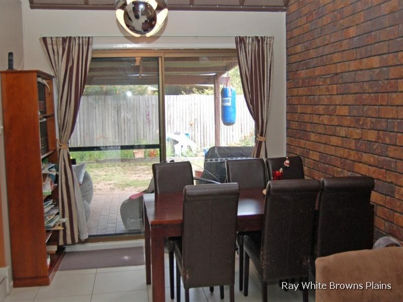 5 Trephina Close, Riverhills QLD 4074