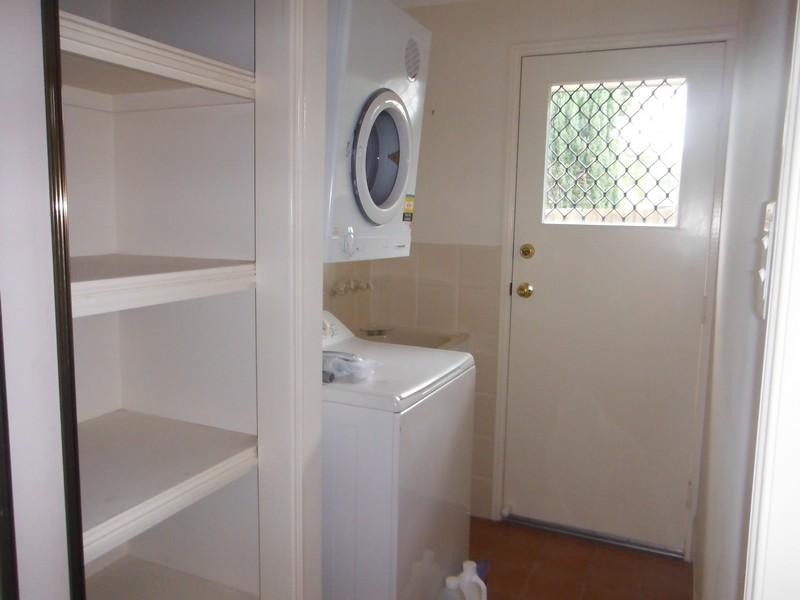 4 Gilbert Court, Hillcrest QLD 4118