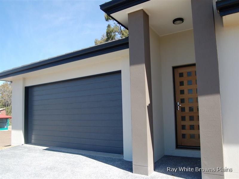 Hillcrest QLD 4118