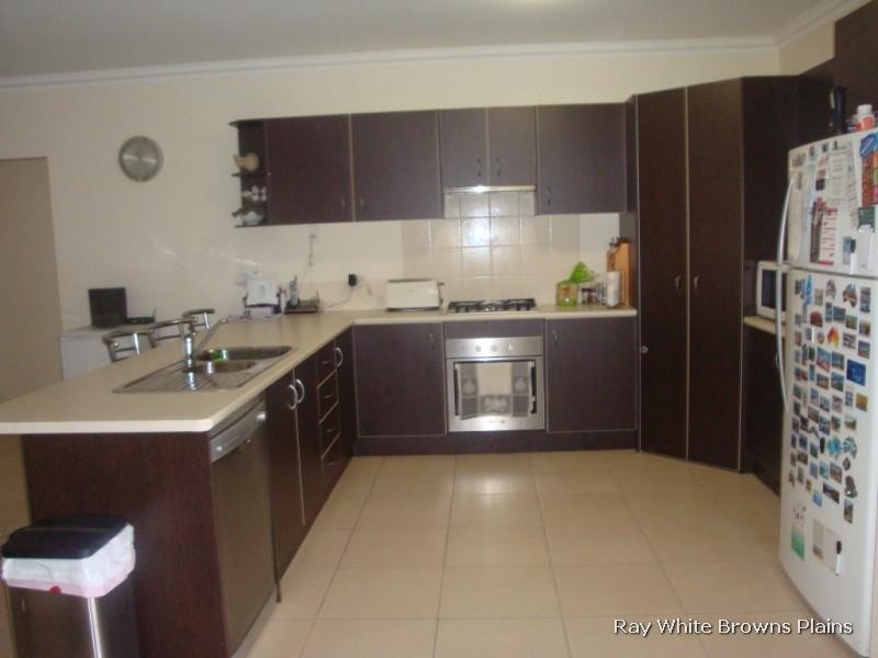Hillcrest QLD 4118