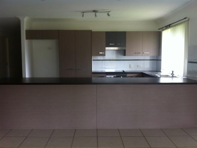 11 Budawang Street, Parkinson QLD 4115