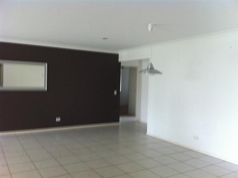 11 Budawang Street, Parkinson QLD 4115