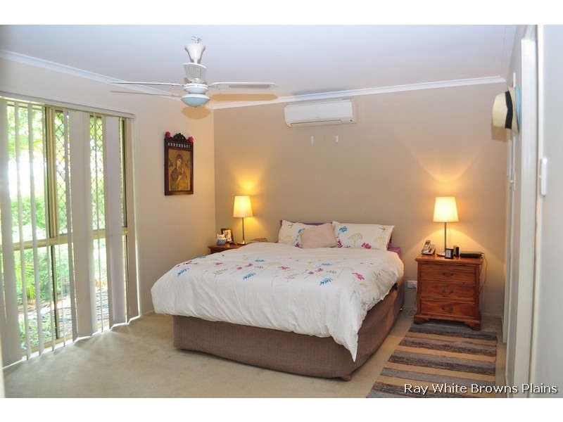 65 Federation Drive, Hillcrest QLD 4118