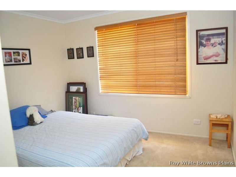 65 Federation Drive, Hillcrest QLD 4118