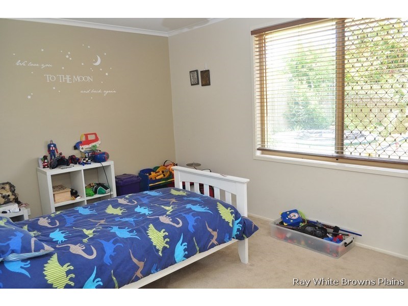 65 Federation Drive, Hillcrest QLD 4118