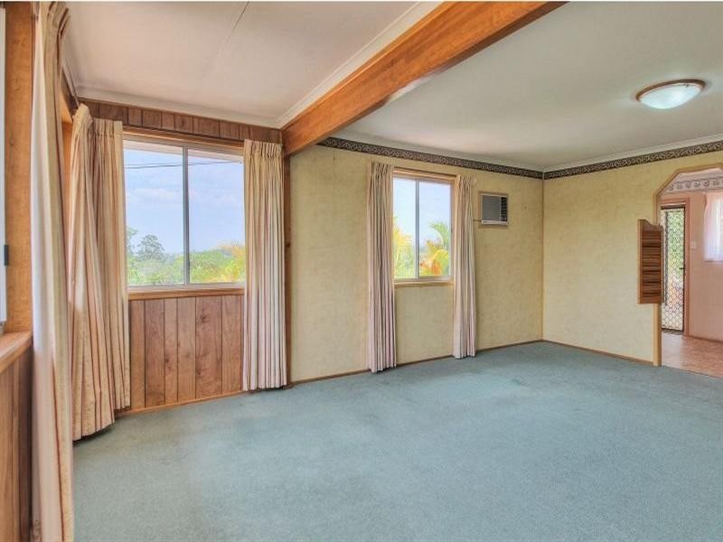 10 LICHEN Court, Regents Park QLD 4118