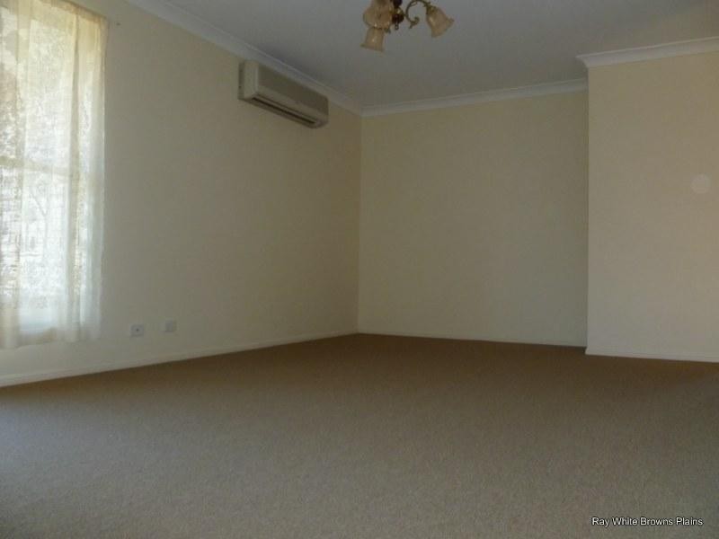 50 Solandra Circuit, Regents Park QLD 4118