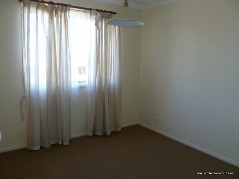 50 Solandra Circuit, Regents Park QLD 4118