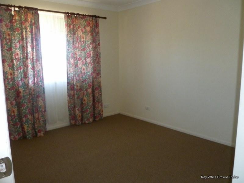 50 Solandra Circuit, Regents Park QLD 4118