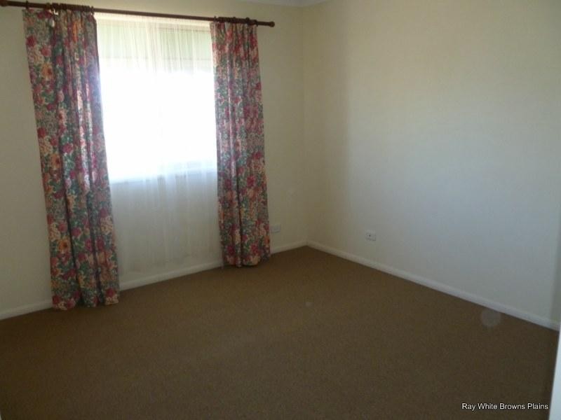 50 Solandra Circuit, Regents Park QLD 4118