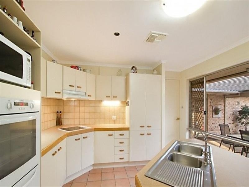 79 Azalea Crescent, Calamvale QLD 4116