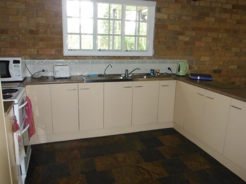 176 Sharon Drive, North Maclean QLD 4280