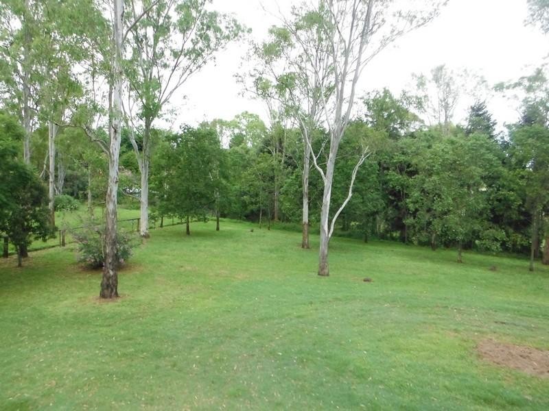 176 Sharon Drive, North Maclean QLD 4280