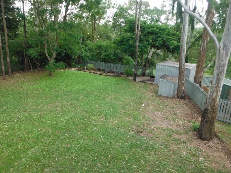 176 Sharon Drive, North Maclean QLD 4280