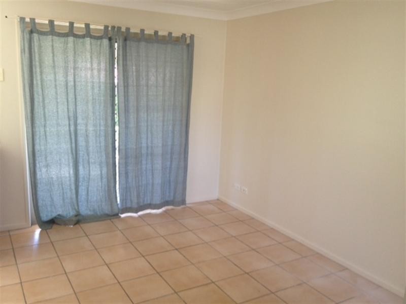 33 Samantha Street, Boronia Heights QLD 4124