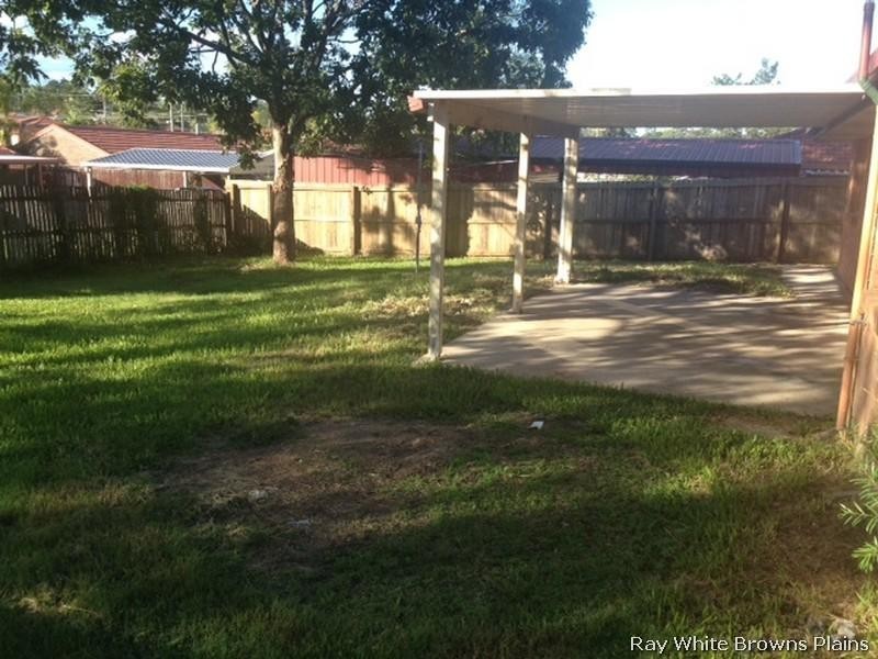 33 Samantha Street, Boronia Heights QLD 4124