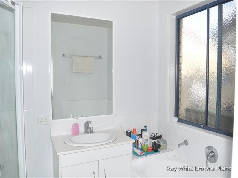 13 Summerhill Court, Marsden QLD 4132