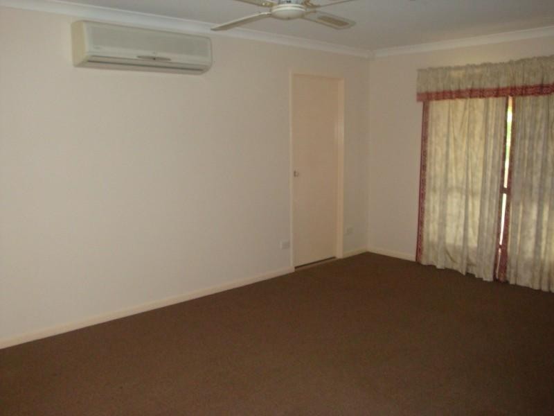 43 Murrumbidgee Street, Hillcrest QLD 4118