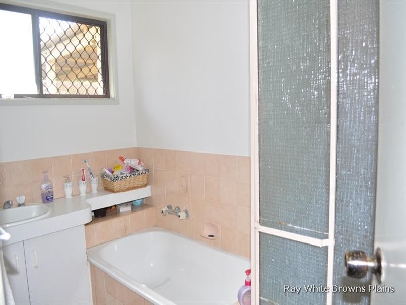 31 Campden Street, Browns Plains QLD 4118