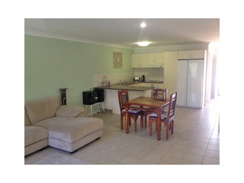 11/8 Shareece Court, Crestmead QLD 4132