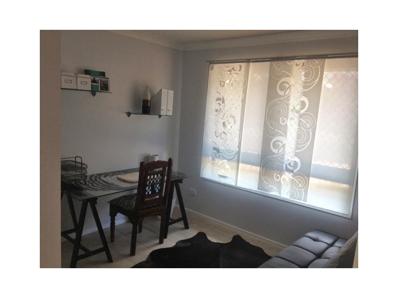 11/8 Shareece Court, Crestmead QLD 4132